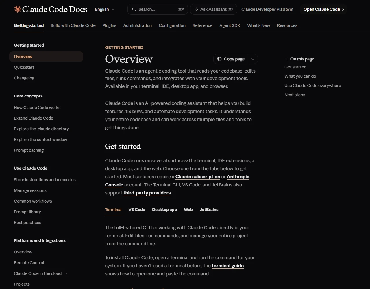 Claude Code 官方文档 Overview 页面截图:说明 Claude Code 是能读代码库、改文件、跑命令的 AI 编程工具,可在终端、IDE、桌面应用和浏览器中使用,下方是终端、VS Code、桌面应用、网页、JetBrains 几个入口的选项卡